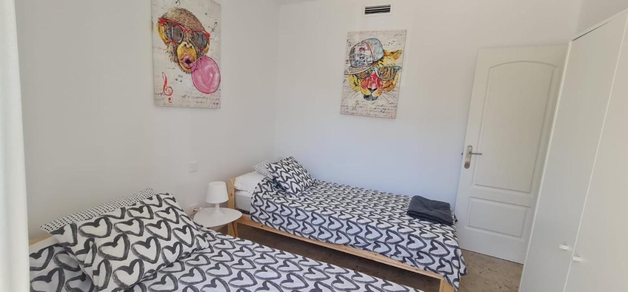 Small Oasis - Appartement 6 Personnes Manilva Ngoại thất bức ảnh